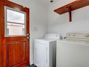 5723 Ensign, North Hollywood (los Angeles) CA 91601