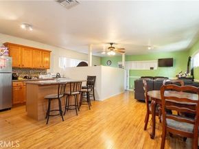 18715 valerio Street, Reseda (los Angeles) CA 91335