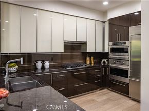 1318 Roxbury 210, Los Angeles CA 90035