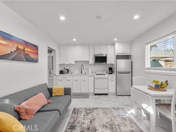 7839 Lena, West Hills (los Angeles) CA 91304