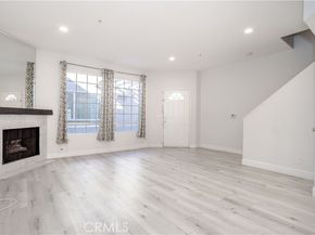 18347 Saticoy 28, Reseda (los Angeles) CA 91335