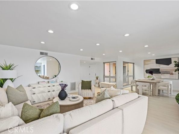 5301 Balboa Boulevard M4, Encino (los Angeles) CA 91316