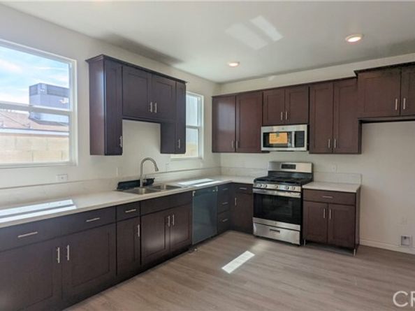 15126 W Logos Court, North Hills (los Angeles) CA 91343