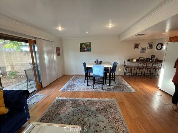 6625 Wilbur 13, Reseda (los Angeles) CA 91335