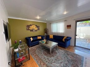 6625 Wilbur 13, Reseda (los Angeles) CA 91335