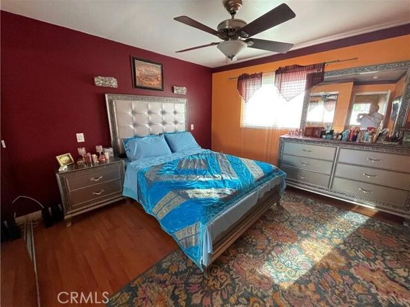 6625 Wilbur 13, Reseda (los Angeles) CA 91335