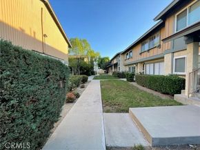 6625 Wilbur 13, Reseda (los Angeles) CA 91335