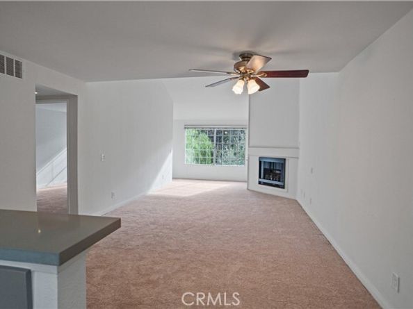 5515 Canoga 318, Woodland Hills (los Angeles) CA 91367