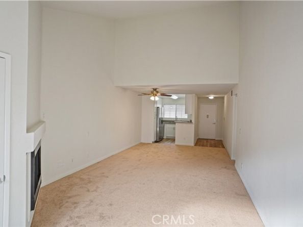 5515 Canoga 318, Woodland Hills (los Angeles) CA 91367