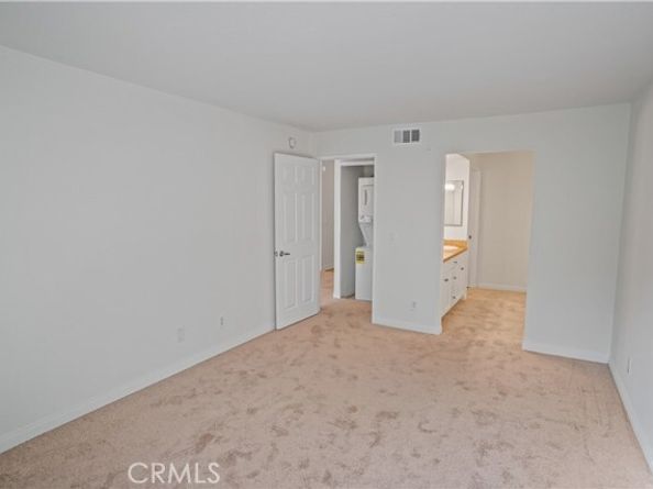 5515 Canoga 318, Woodland Hills (los Angeles) CA 91367