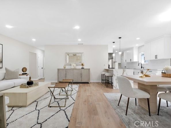 11552 Fellows, Pacoima (los Angeles) CA 91331