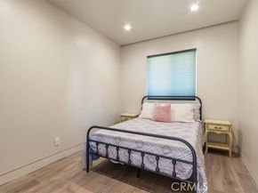 15657 Devonshire, Granada Hills (los Angeles) CA 91344