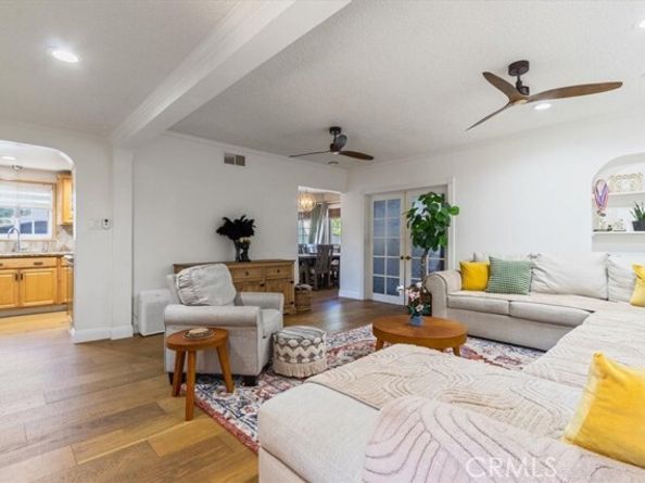 15657 Devonshire, Granada Hills (los Angeles) CA 91344