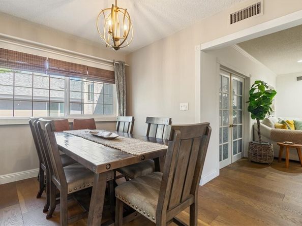 15657 Devonshire, Granada Hills (los Angeles) CA 91344