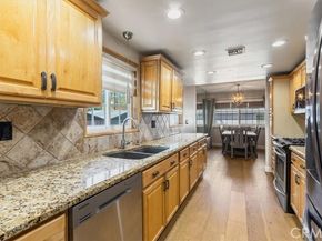 15657 Devonshire, Granada Hills (los Angeles) CA 91344