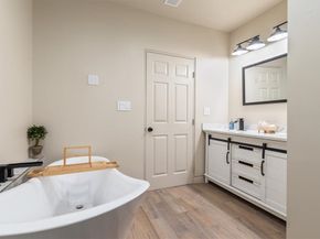 15657 Devonshire, Granada Hills (los Angeles) CA 91344