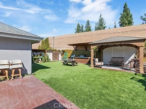15657 Devonshire, Granada Hills (los Angeles) CA 91344