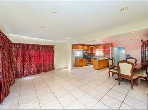 5245 Strohm Avenue, North Hollywood (los Angeles) CA 91601