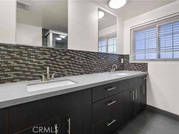 12759 Elkwood Street, North Hollywood (los Angeles) CA 91605