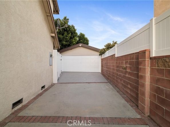 12759 Elkwood Street, North Hollywood (los Angeles) CA 91605