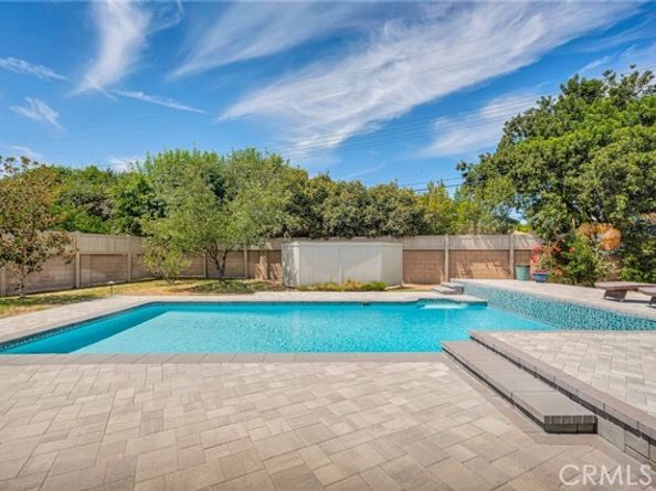 8401 Farralone Avenue, West Hills (los Angeles) CA 91304