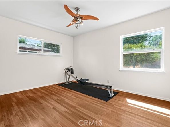 8537 Fullbright Avenue, Winnetka (los Angeles) CA 91306