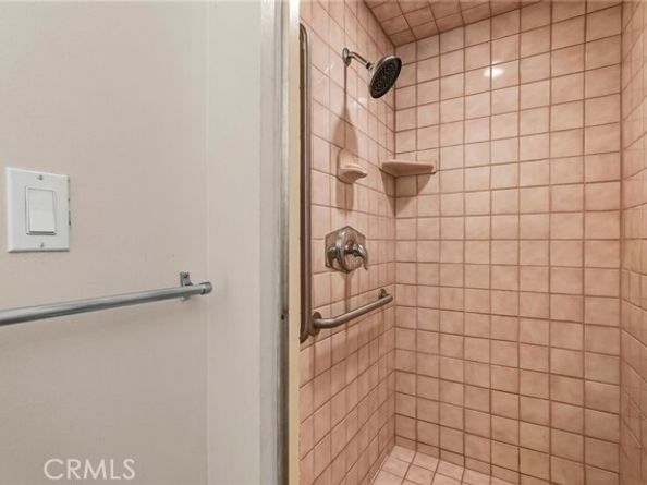 8537 Fullbright Avenue, Winnetka (los Angeles) CA 91306