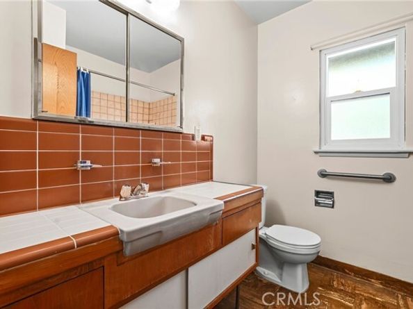 8537 Fullbright Avenue, Winnetka (los Angeles) CA 91306