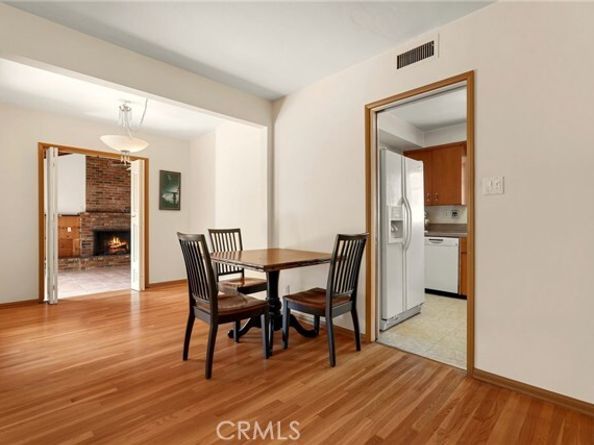 8537 Fullbright Avenue, Winnetka (los Angeles) CA 91306