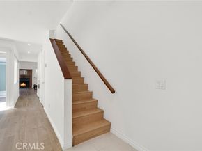 5835 Etiwanda Avenue, Tarzana (los Angeles) CA 91356