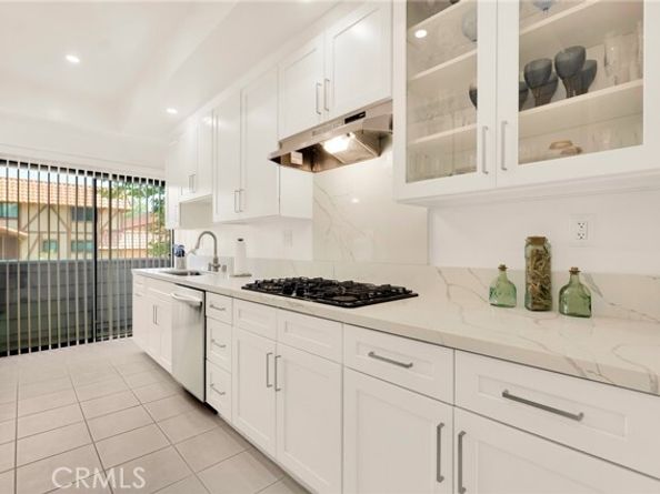5835 Etiwanda Avenue, Tarzana (los Angeles) CA 91356