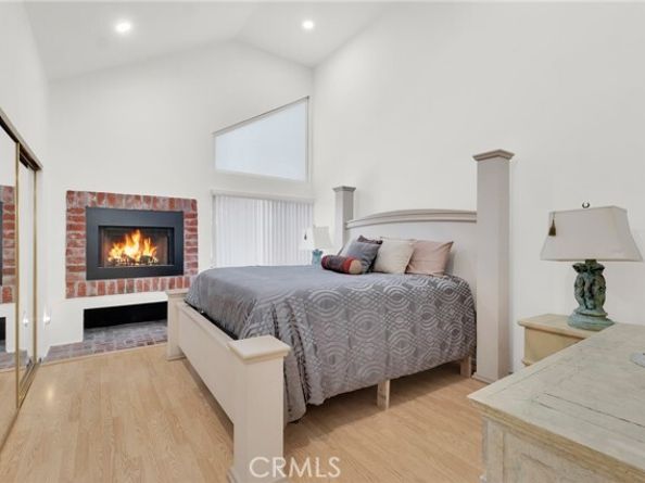 5835 Etiwanda Avenue, Tarzana (los Angeles) CA 91356