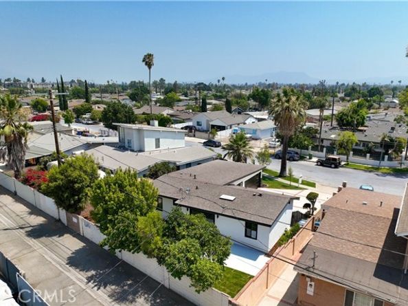 11327 Blythe Street, Sun Valley (los Angeles) CA 91352