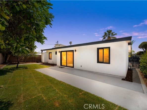 11327 Blythe Street, Sun Valley (los Angeles) CA 91352