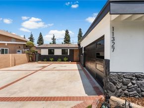 11327 Blythe Street, Sun Valley (los Angeles) CA 91352