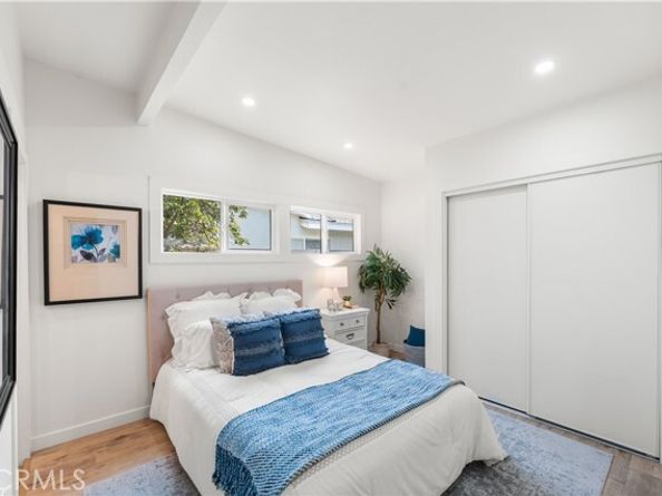 11327 Blythe Street, Sun Valley (los Angeles) CA 91352