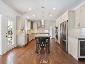 22501 Marilla Street, Chatsworth (los Angeles) CA 91311