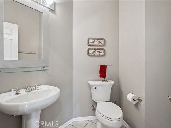 22501 Marilla Street, Chatsworth (los Angeles) CA 91311