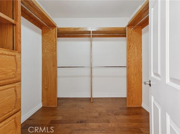 22501 Marilla Street, Chatsworth (los Angeles) CA 91311