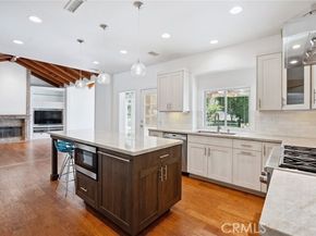 22501 Marilla Street, Chatsworth (los Angeles) CA 91311