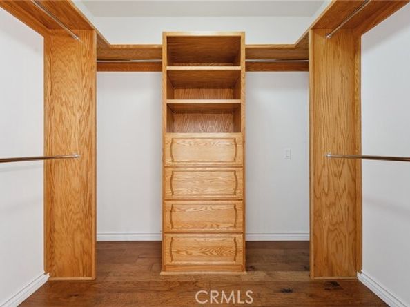 22501 Marilla Street, Chatsworth (los Angeles) CA 91311