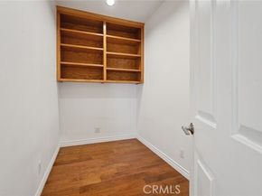 22501 Marilla Street, Chatsworth (los Angeles) CA 91311