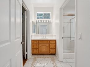 22501 Marilla Street, Chatsworth (los Angeles) CA 91311
