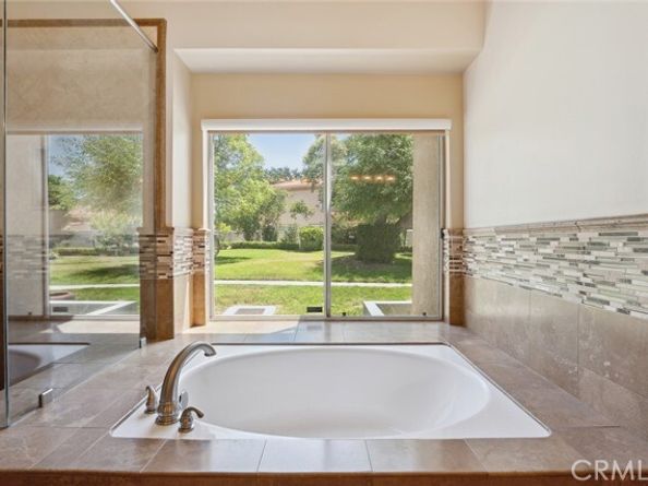 22501 Marilla Street, Chatsworth (los Angeles) CA 91311