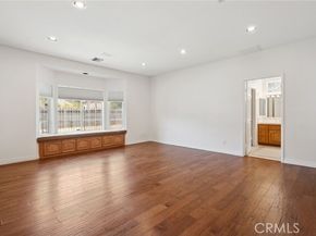 22501 Marilla Street, Chatsworth (los Angeles) CA 91311