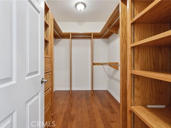 22501 Marilla Street, Chatsworth (los Angeles) CA 91311