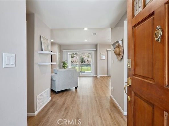 5929 Adler Avenue, Woodland Hills (los Angeles) CA 91367