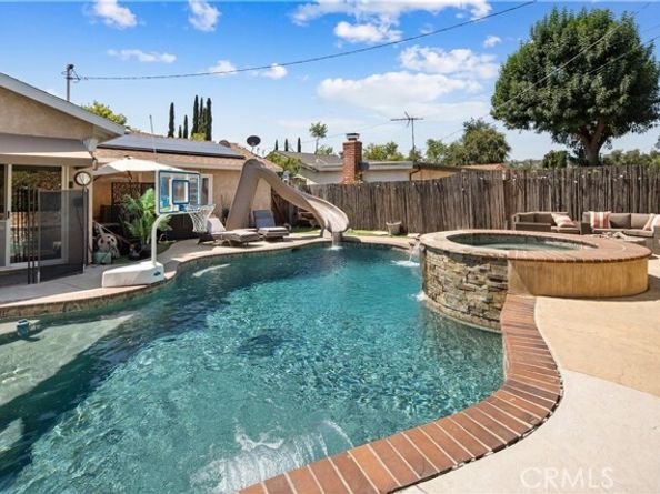 23921 Hamlin Street, West Hills (los Angeles) CA 91307