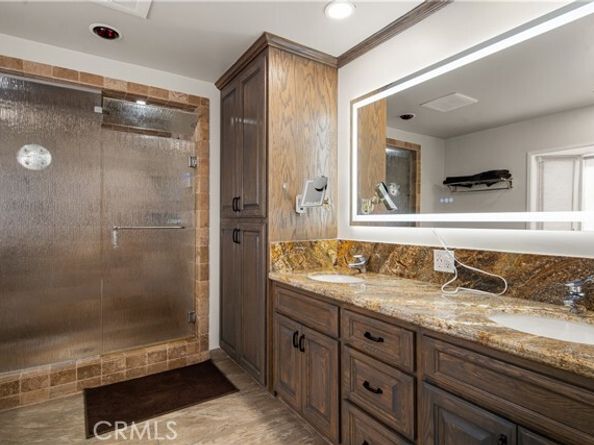 23921 Hamlin Street, West Hills (los Angeles) CA 91307