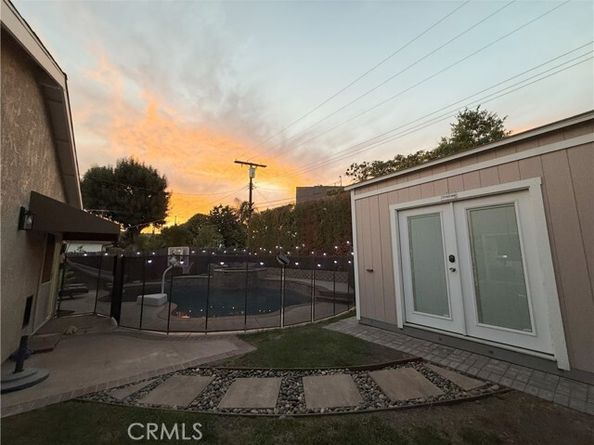 23921 Hamlin Street, West Hills (los Angeles) CA 91307